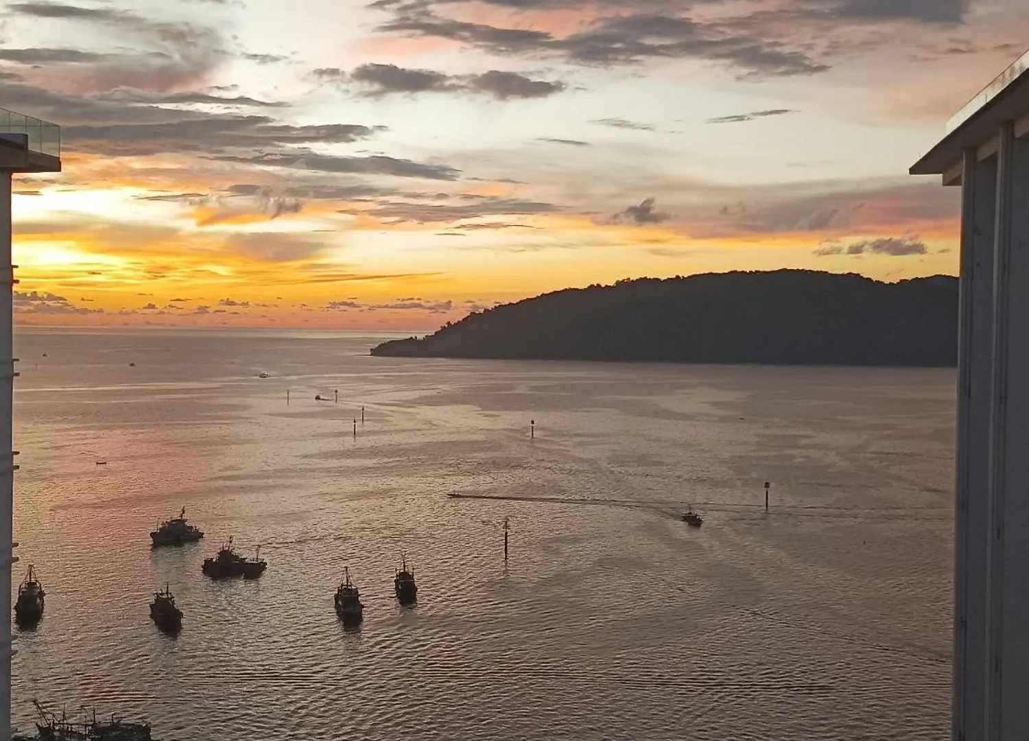 The Shore Cozy Suite In Cbd Kota Kinabalu 0*,  Ma­lay­sia